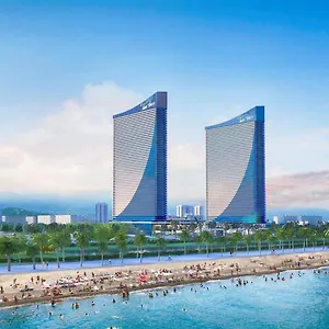 Orbi City Luxury Towers ***** באטומי